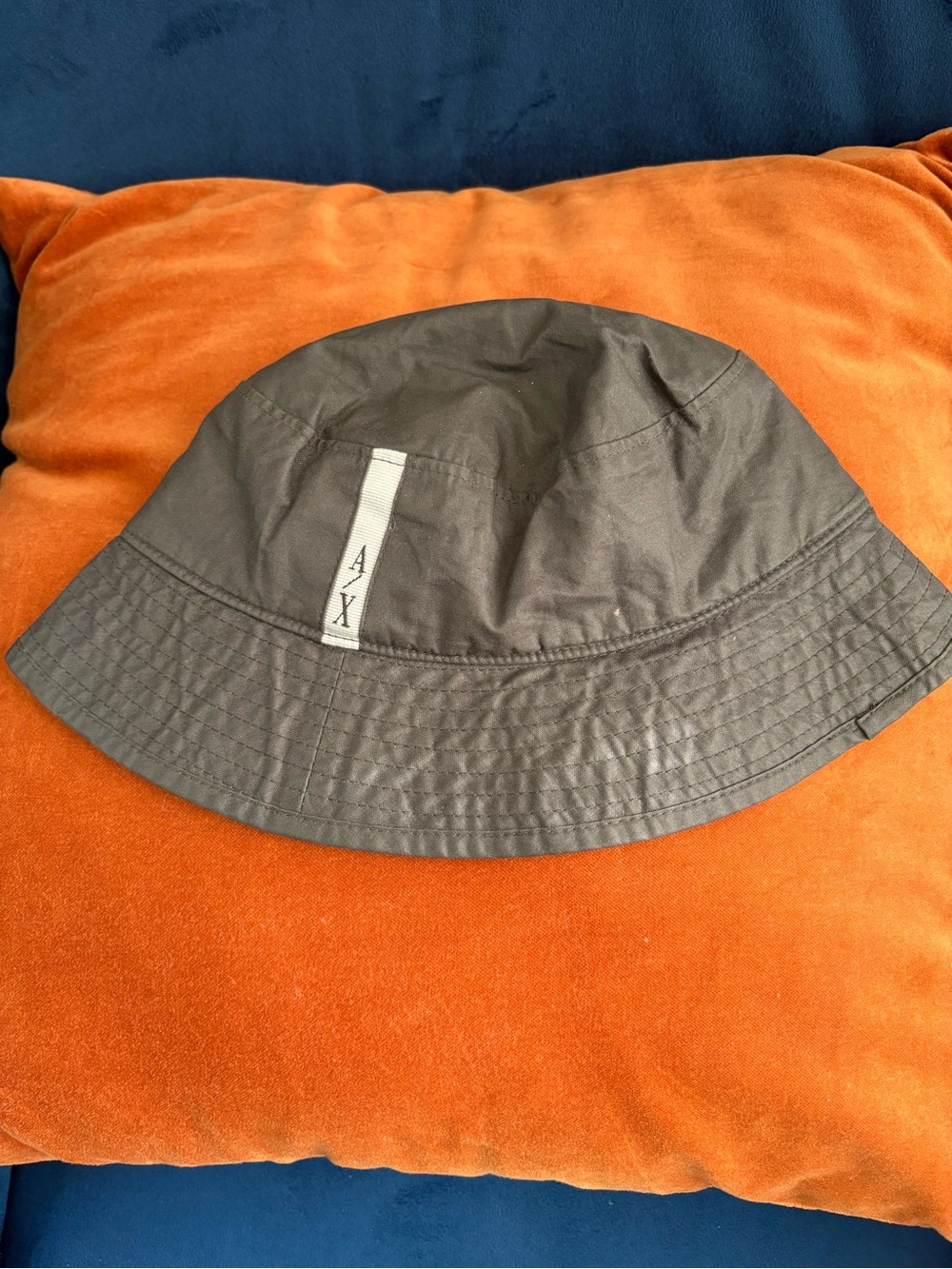 A/X Armani Exchange Gray Bucket Hat Size S
